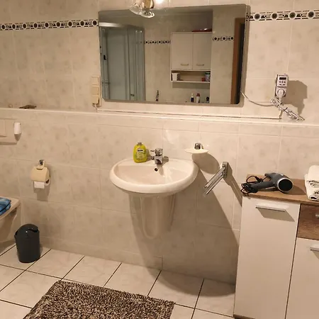 Private With Own Bathroom Δωμάτια σε οικογενειακή κατοικία Harsum